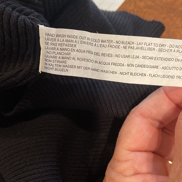 FDJ black sleeveless sweater - Picture 5 of 6